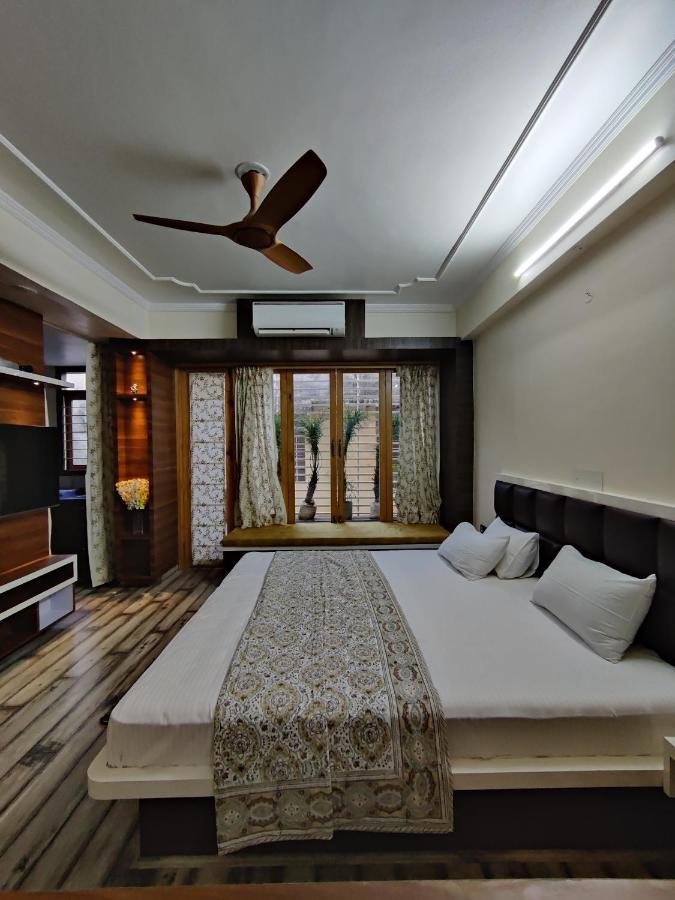 Shanti Villas - Luxury Home Stay Apartment Jaipur Buitenkant foto